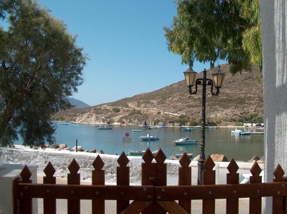 Villa Notos Adamantas (Milos) Exterior foto