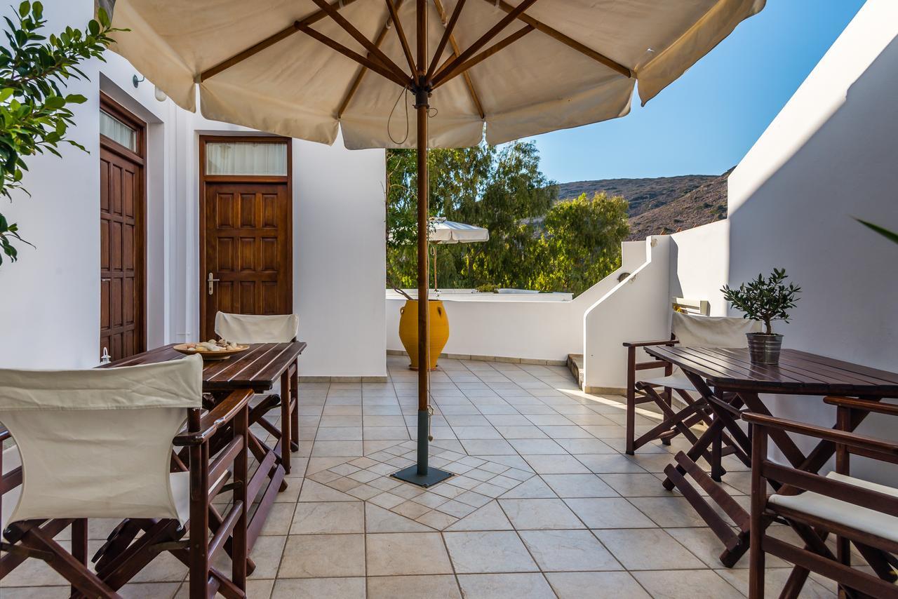 Villa Notos Adamantas (Milos) Exterior foto